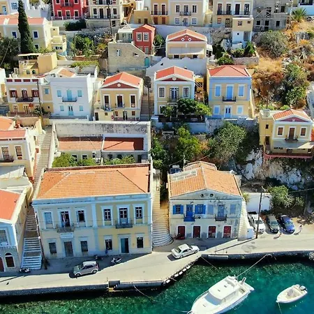 Pitini Sevasti House Nyaraló Szími