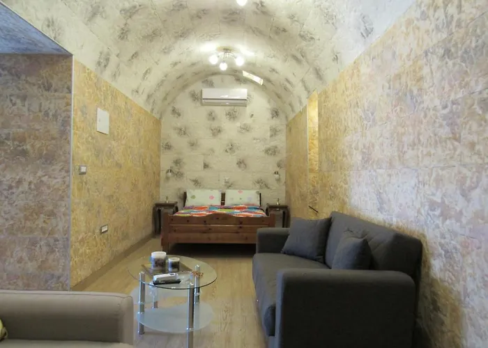 Pitini Sevasti House Simi