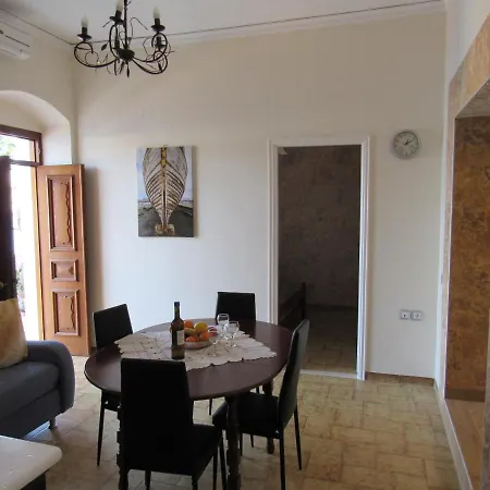 Pitini Sevasti House *