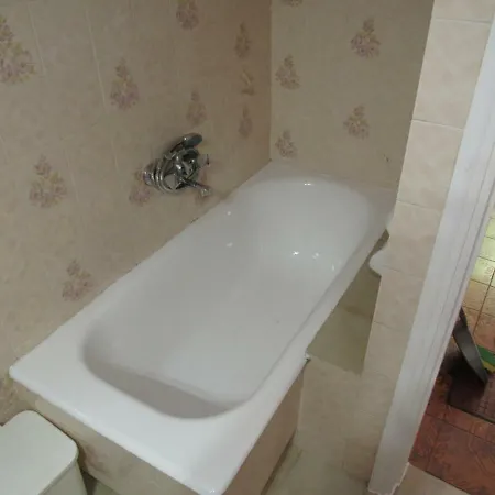 別荘 Pitini Sevasti House *