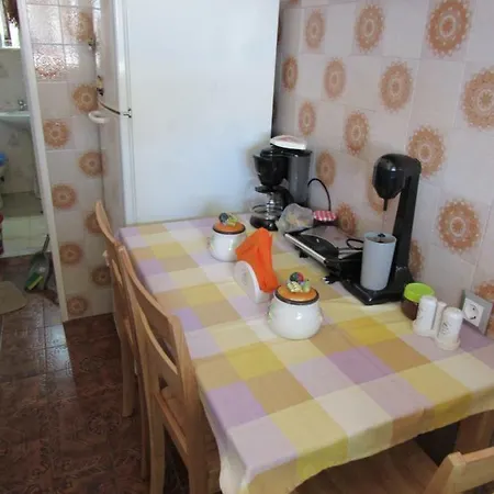 別荘 Pitini Sevasti House シミ
